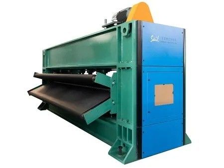Máquina de punción de agujas de velocidad media de 600 rpm